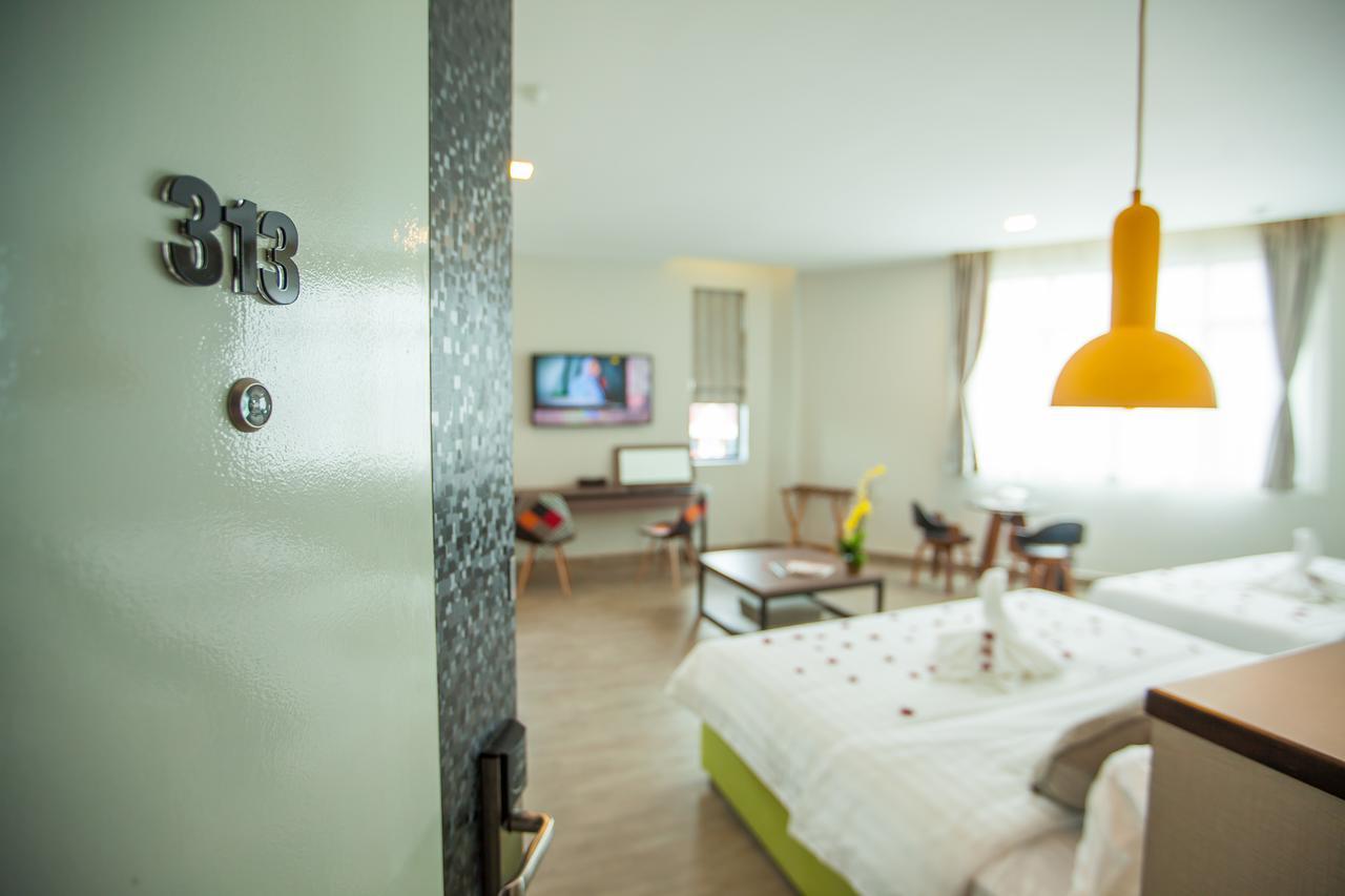 Bzz Hotel Секудаи Экстерьер фото