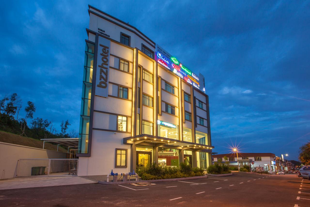 Bzz Hotel Секудаи Экстерьер фото
