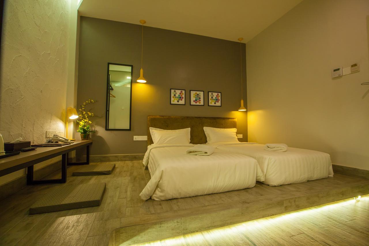 Bzz Hotel Секудаи Экстерьер фото