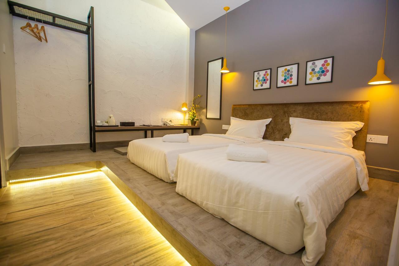 Bzz Hotel Секудаи Экстерьер фото